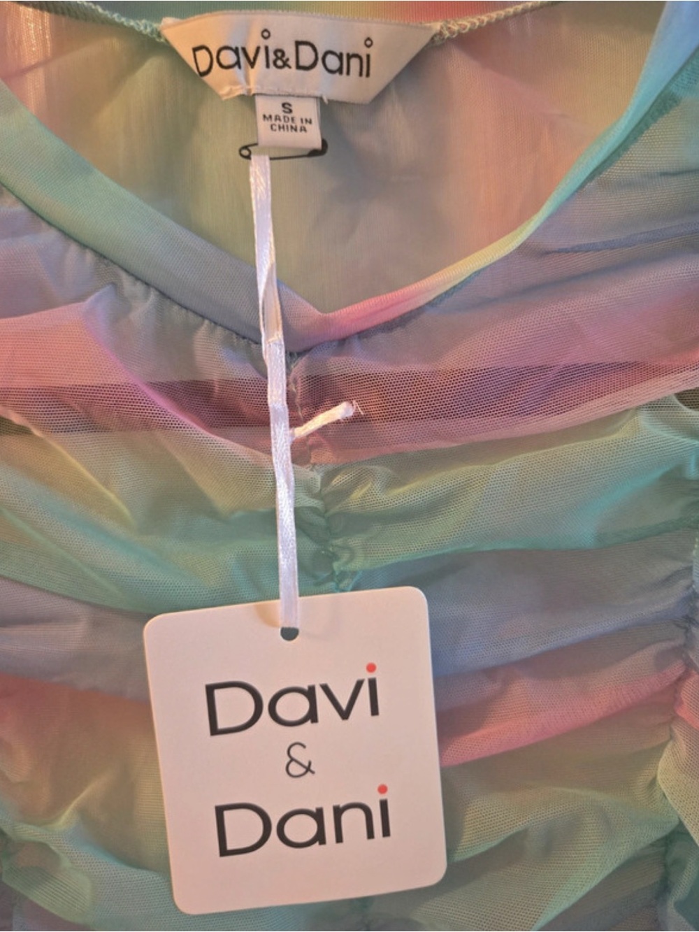NWT-Small Davi & Dani Pastel whimsical and unique Ruched Long Sleeve Top